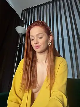 LittleFox___n Live XXX chat