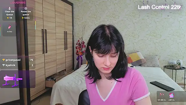 JulisSweet live XXX chat