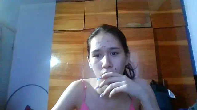 NickiKisinger's Live XXX Chat