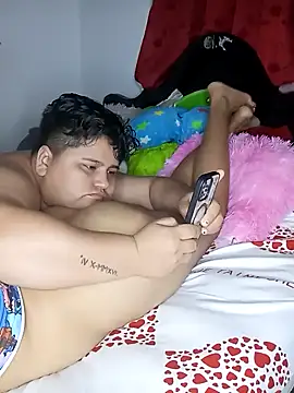 แชท XXX สดของ SOLYLUNASEX