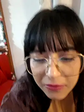 Chat +18 de mechha131100 ao vivo