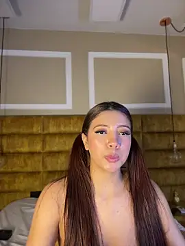 Chat XXX ao vivo de Pushaina__1