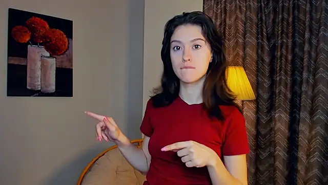 LibbieSchworm Adlı Modelin Canlı XXX Sohbeti