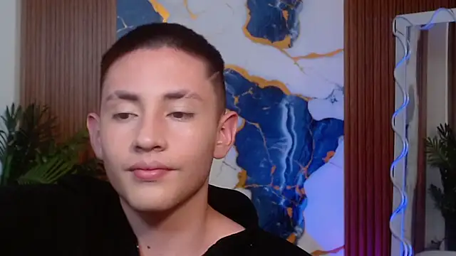 Andres_Tay Live XXX-chat