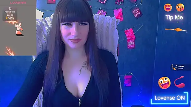 Violla_My's Live XXX Chat