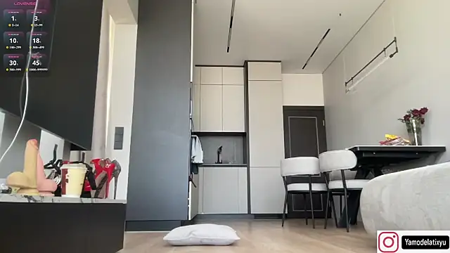 diffgirls2's Live XXX Chat