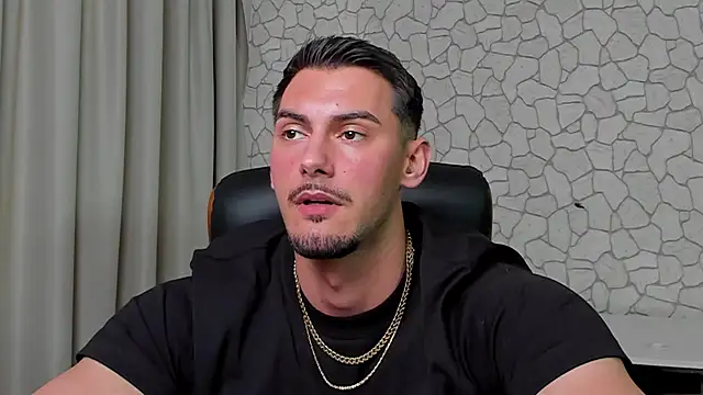 ClintMasters live XXX chat