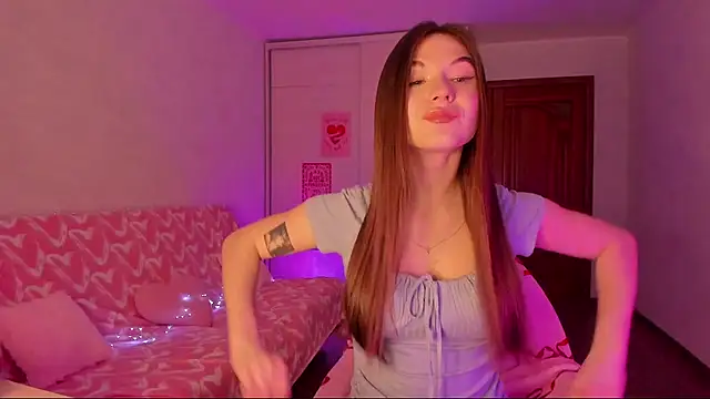 luna_lust_212's Live XXX Chat