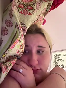 imawhorenslut19n Live XXX chat