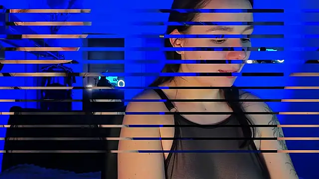 Di_na_Bell Chat XXX live