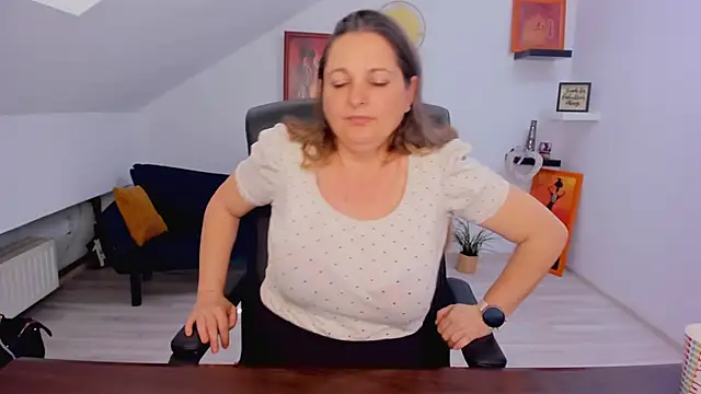 LollaGirl Chat XXX live