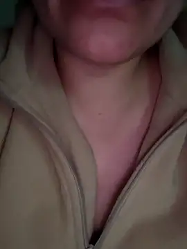 Kasandra02's Live XXX Chat