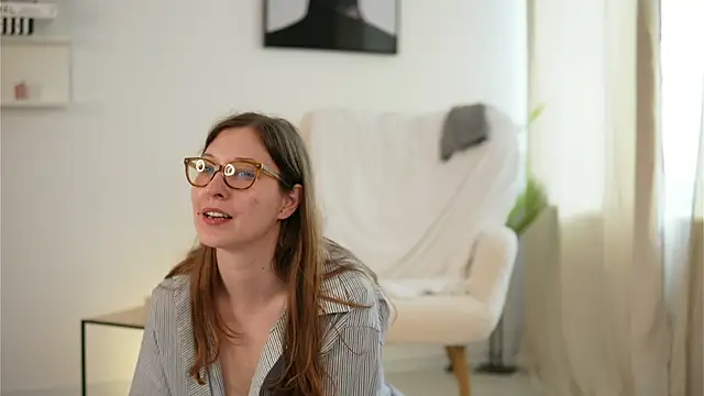 KateQuinn Chat XXX in diretta