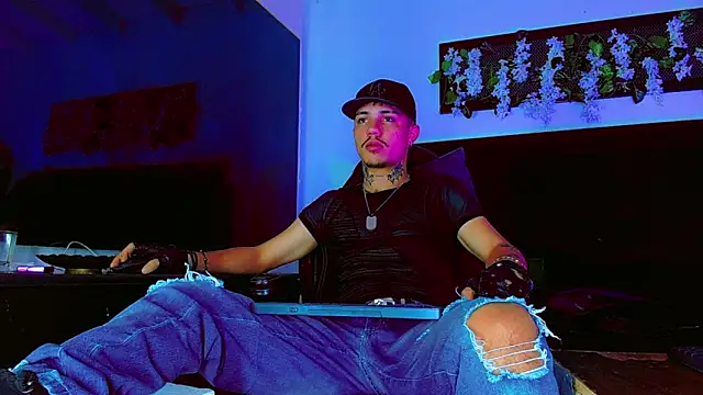 HannibalLester 现场XXX聊天