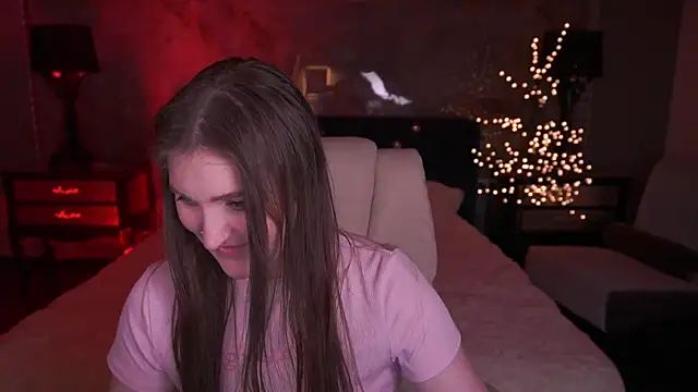 Chat +18 de EmmyCharmm ao vivo