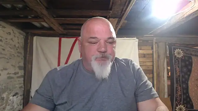 Newfiesausage1972n Live XXX chat