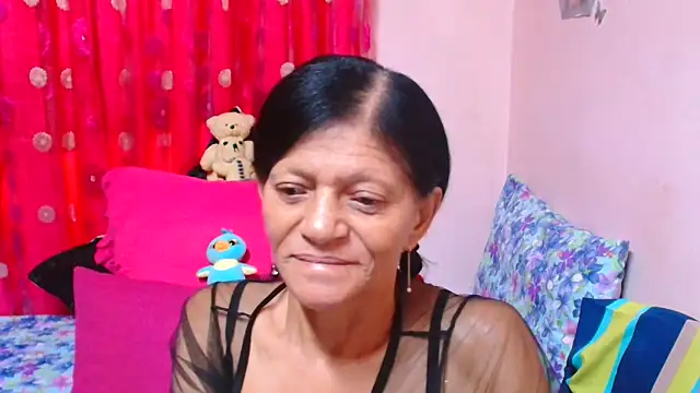 SLUTTYROXY's Live XXX Chat