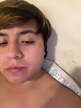 Chat +18 de Zoro370 ao vivo