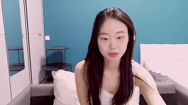 ZHJKS9988's Live XXX Chat