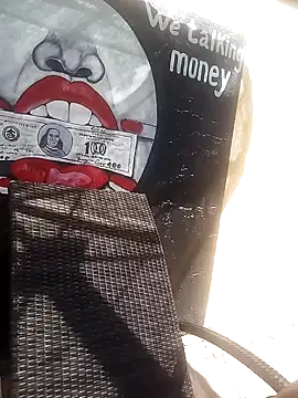 Chatroom XXX en direct de HipsDontLieX95