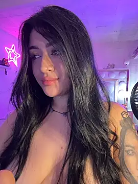 lucianaroy Chat XXX in diretta