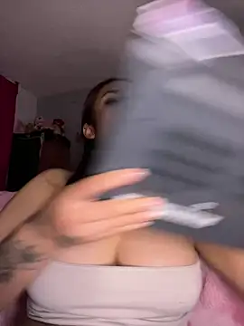 Chat XXX ao vivo de naomirouse_