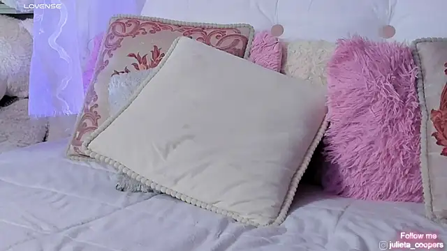 julieta_cooper20 Chat XXX in diretta