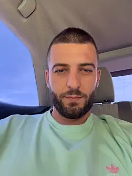 Pablo_Hornyguy95 লাইভ XXX চ্যাট