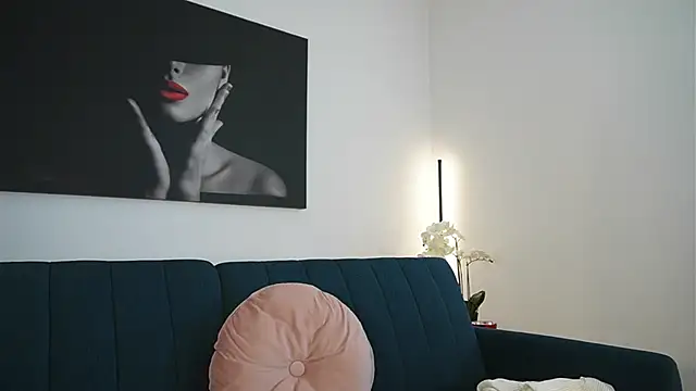 izzy_belle élő XXX-chatje