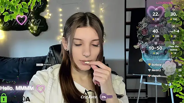 CherryBloom777: онлайн-секс-чат