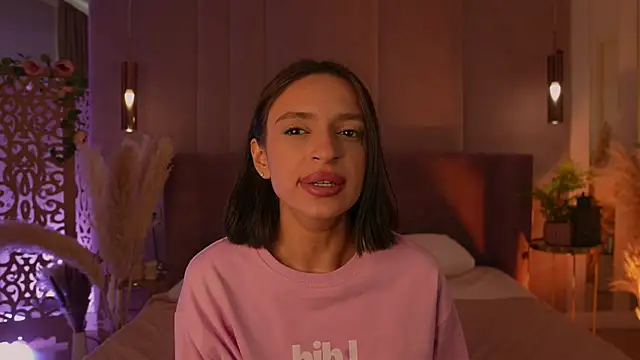 AdoraCortes Adlı Modelin Canlı XXX Sohbeti