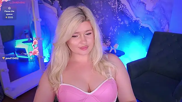 CocoSecretss: онлайн-секс-чат