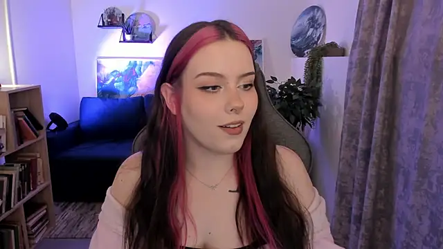 Chat +18 de CoraMiel ao vivo