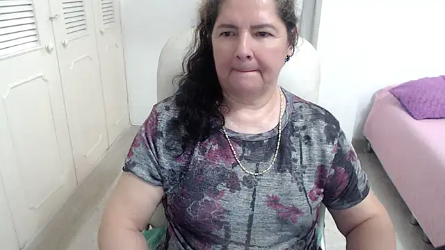 leonela_69 – Live XXX-chat