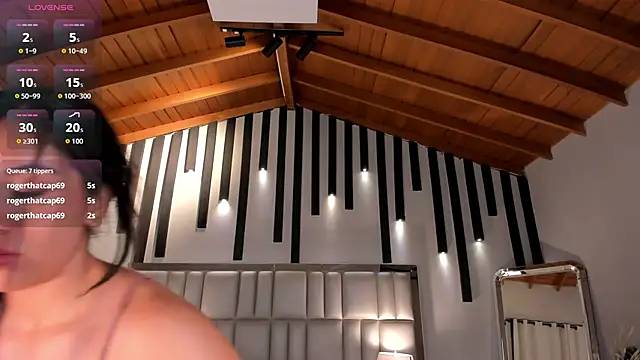 MilaColeman Chat XXX live