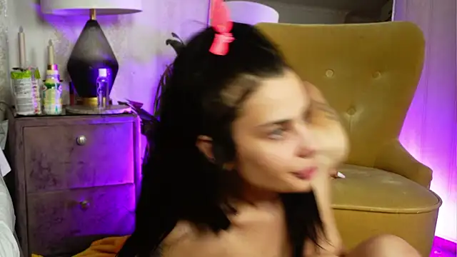 MiraBabeXn Live XXX chat