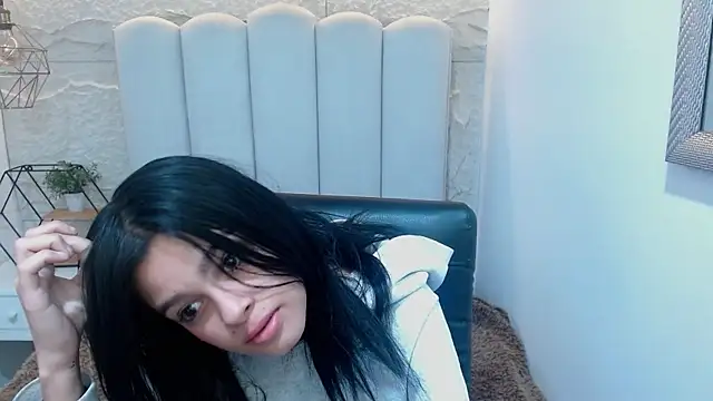 Chat +18 de mia_velvetk ao vivo