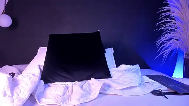 lunamiller_01 – Naživo XXX chat