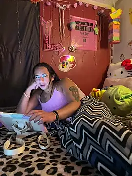 TranSexualJade95のライブXXXチャット