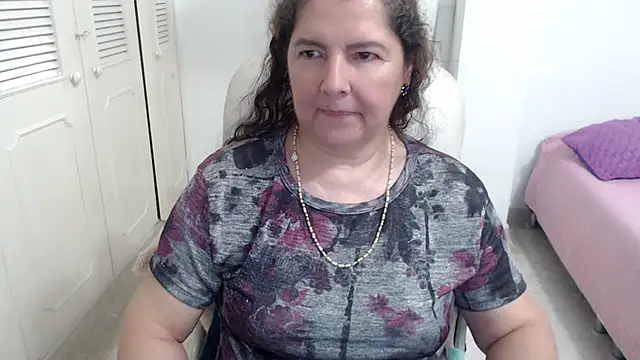 Chatroom XXX en direct de leonela_69