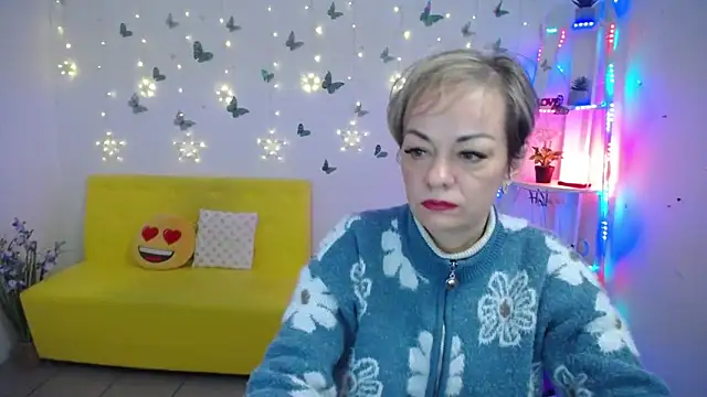 NikaMayu – Kamerová šou