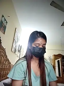 CloudyMist webcam show