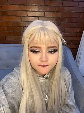 lya_nekko_'s Live XXX Chat