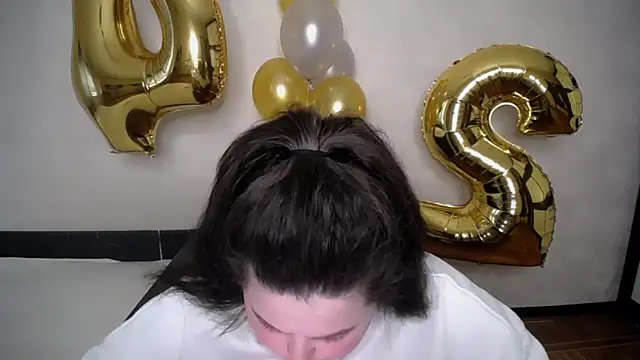 Emily_Mo 现场XXX聊天