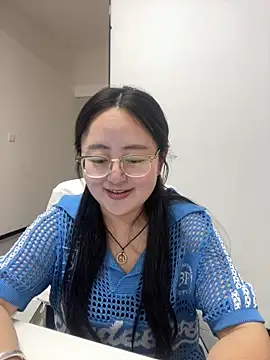 Summer_652 Pertunjukan Webcam