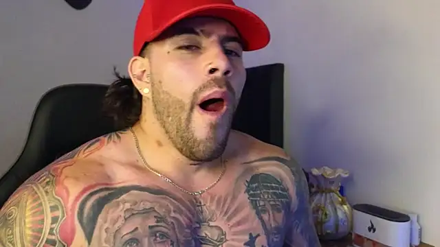 Ades_Lowe Webcamshow