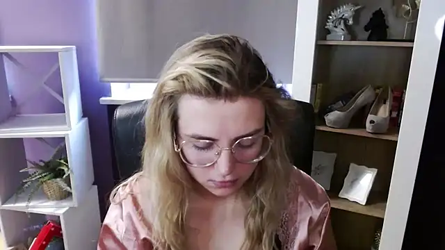 Živý XXX chat Zoey_Erotic