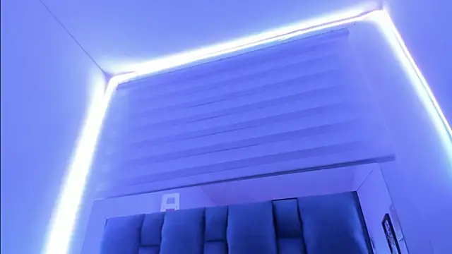 Sara_Red_X Live XXX-chat