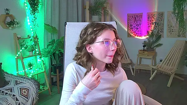 ElliFrankenweenie: онлайн-секс-чат