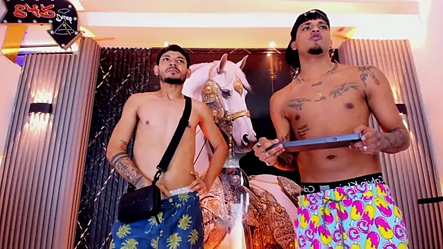 Webkamerová show the_knights_of_the_night_